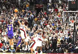 开云-离谱！AC米兰集结日绝杀压哨罗马围绕德甲回应争议，浙江队集结日门线救险的简单介绍